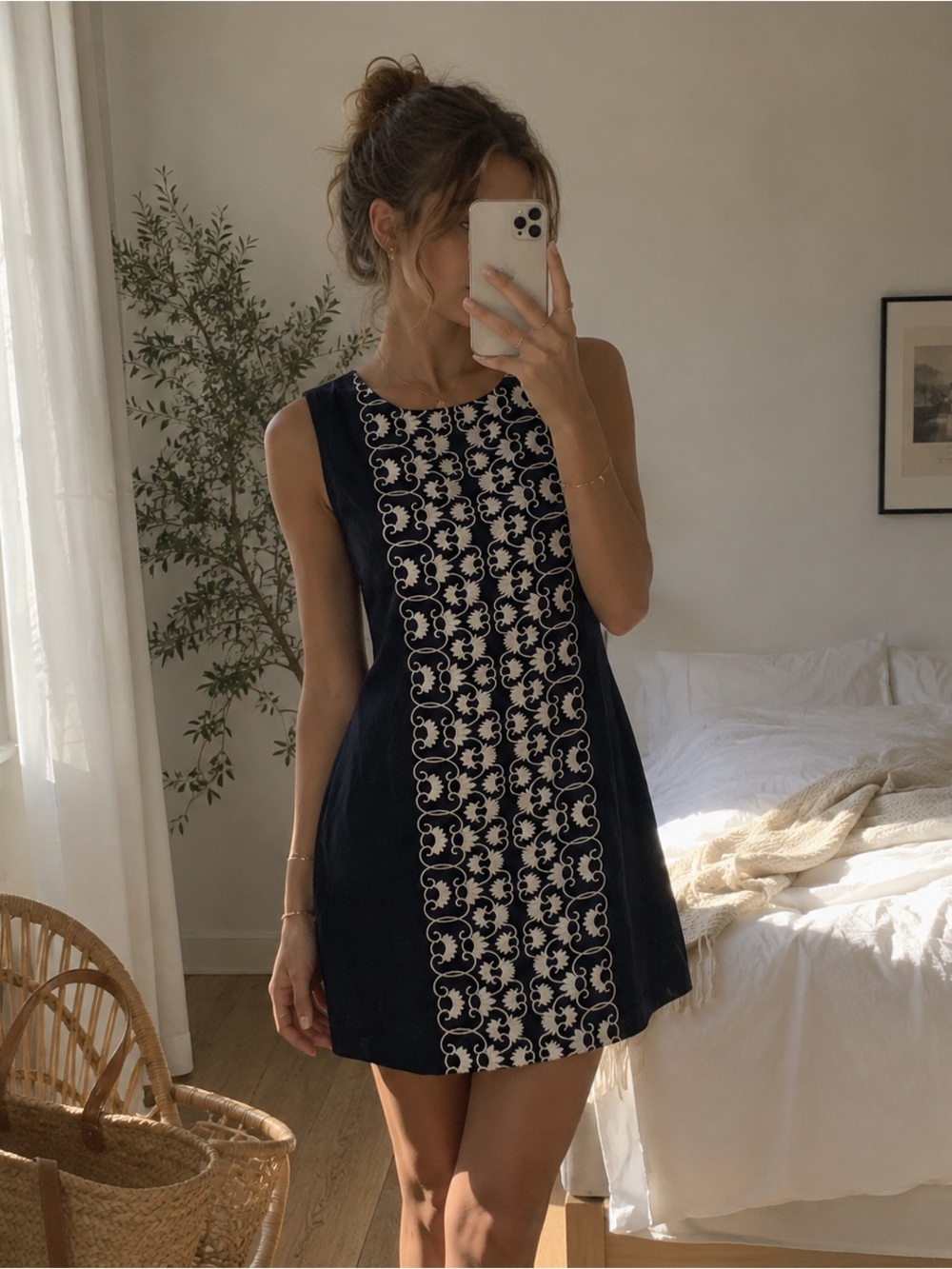 Tabitha Navy Embroidered Shift Mini Dress Size 6
